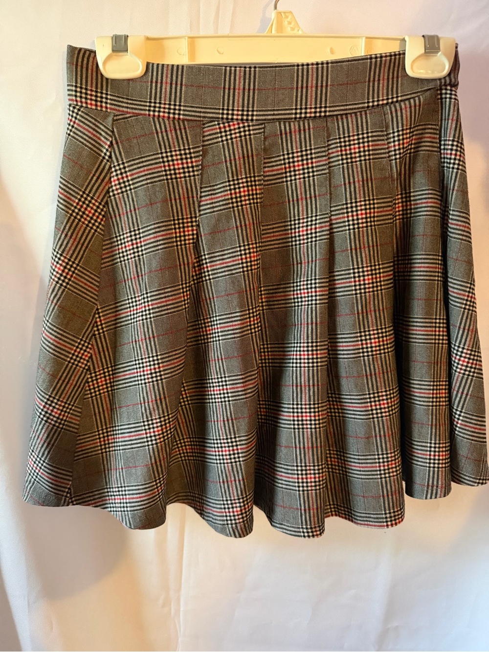 Pleated Glen Plaid Mini Skirt in Gray with Subtle Red Accents